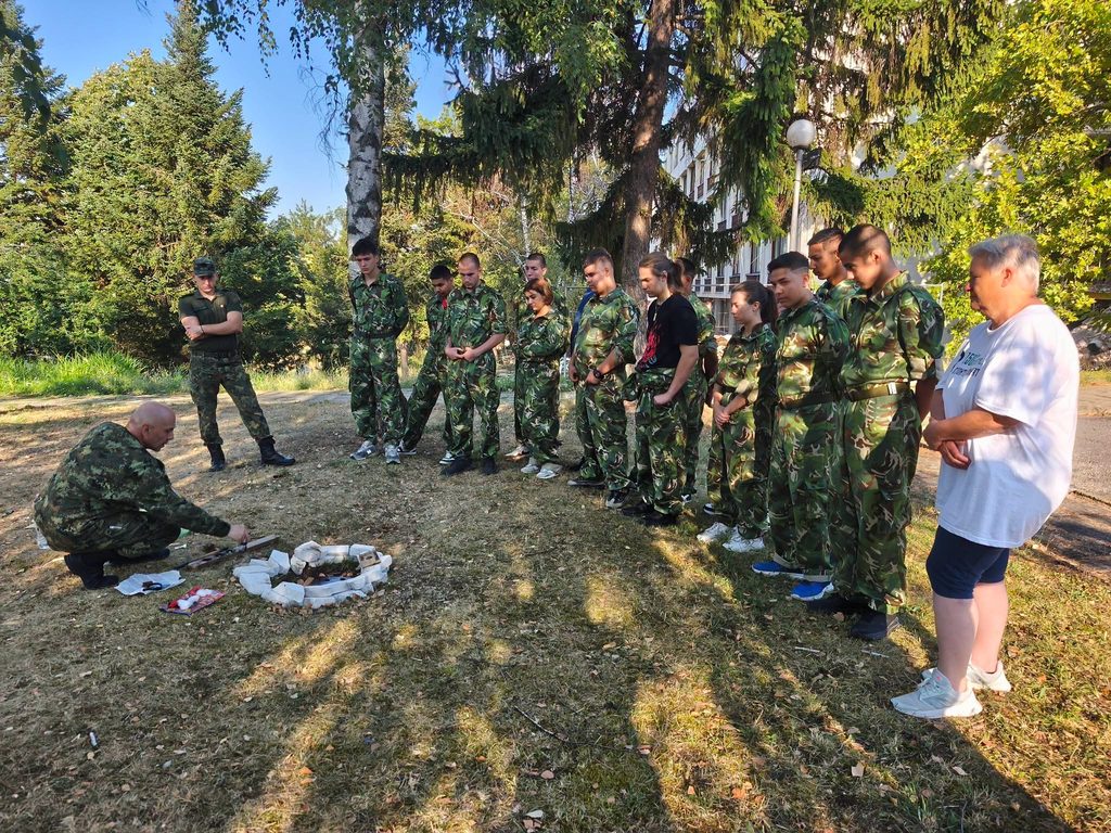 НП на МОН и на МО „Изучаване и съхраняване на традициите и историята на българската армия“ — снимка 9